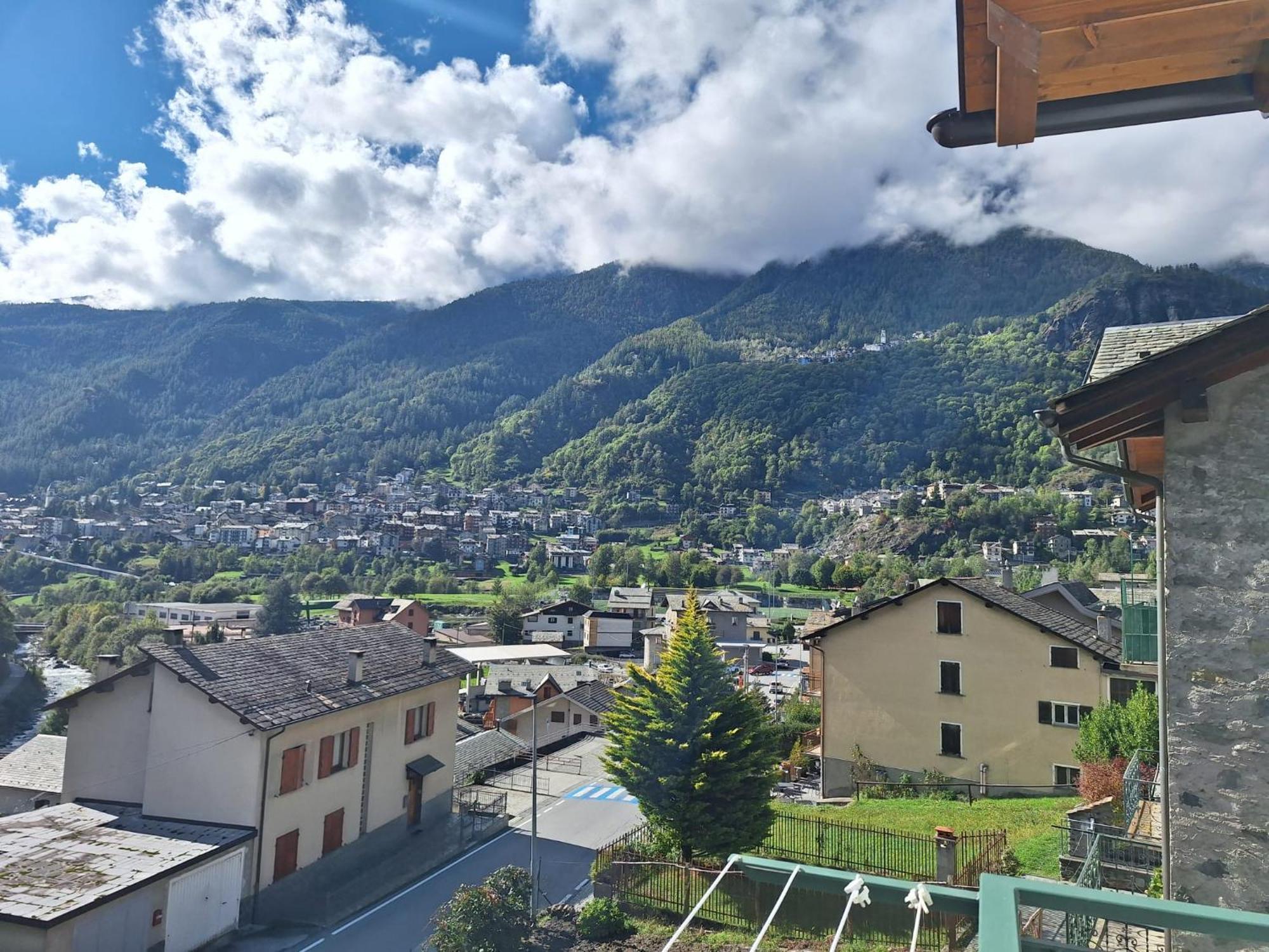 Appartamento Ca' Battaglia Chiesa in Valmalenco Exterior foto